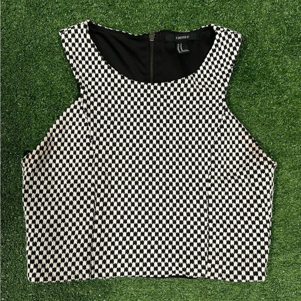 Forever 21 Monochrome Checkered Crop Top